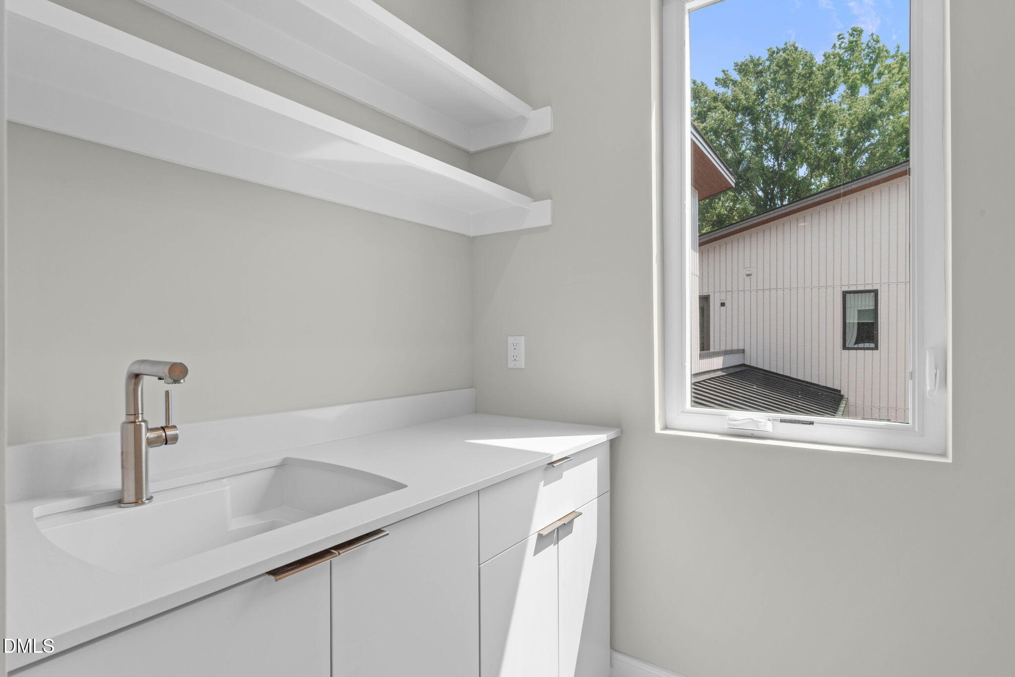 1808 Oberlin Road, Unit 101 Raleigh, NC 27608 - Photo 35 of 51 A (46 of 57)