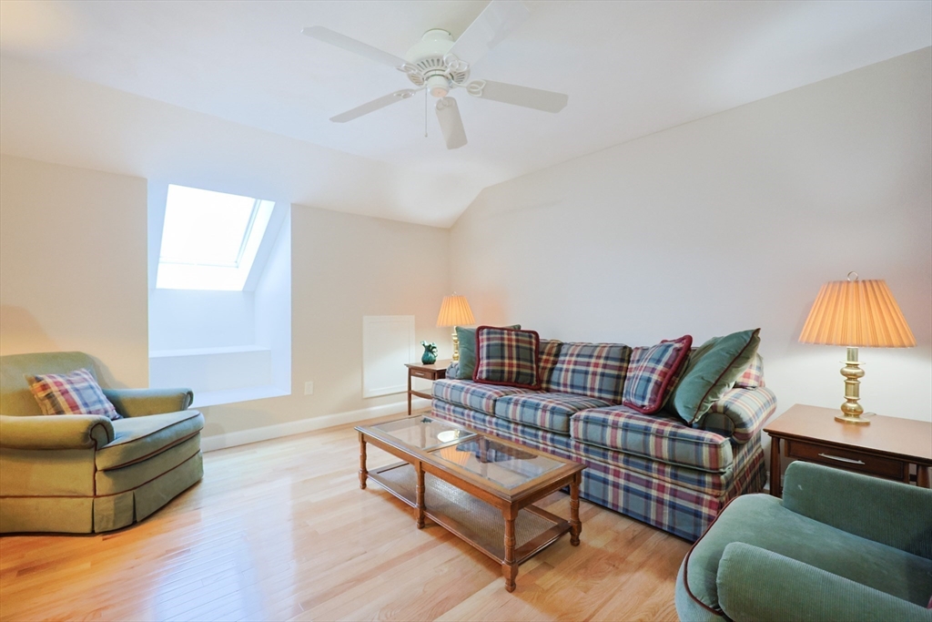 1 Rotherham Way, Unit B Hudson, MA 01749 - Photo 23 of 32 Gallery Image 23