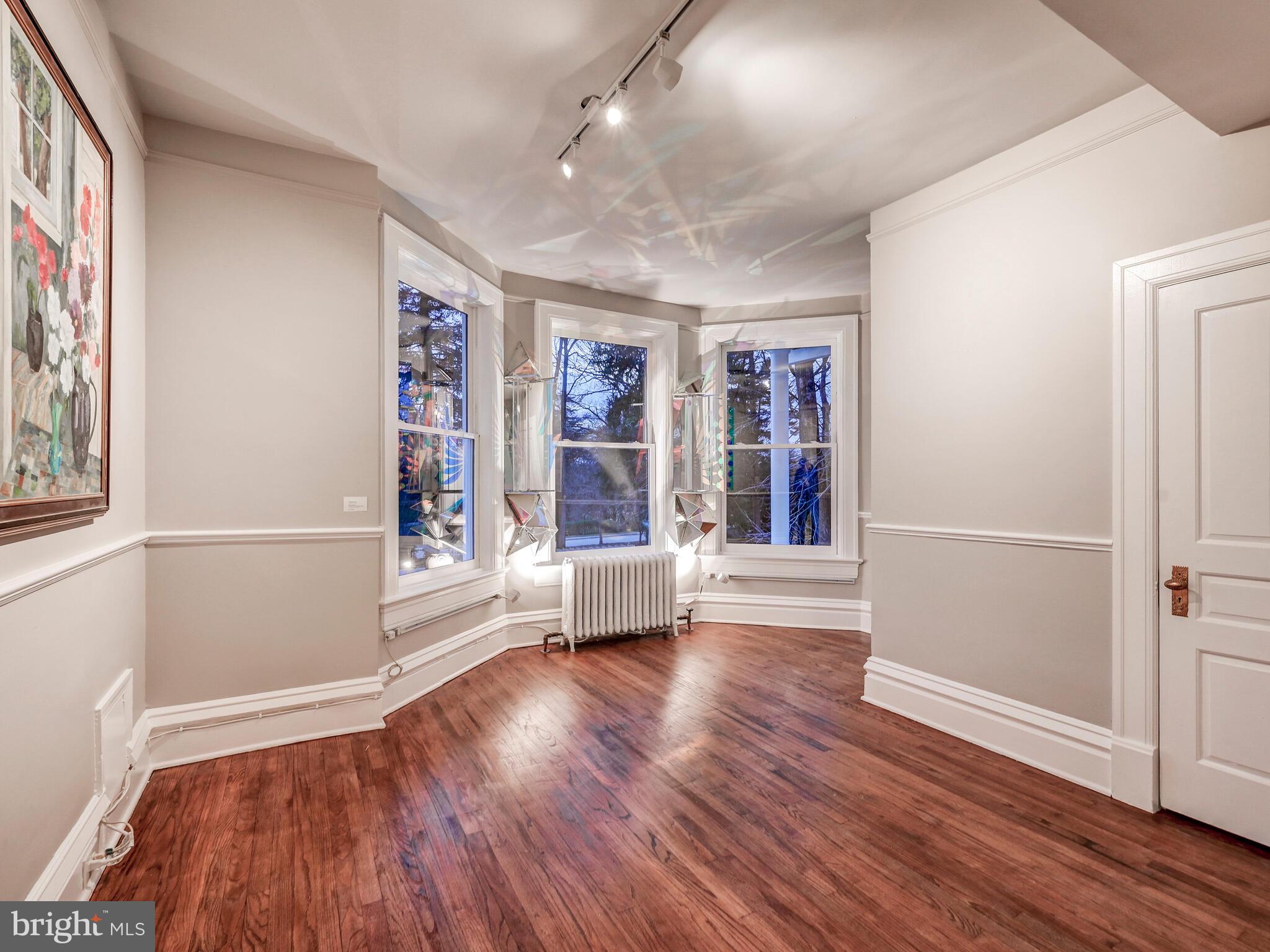 5701 Roland Avenue Baltimore, MD 21210 - Photo 29 of 107