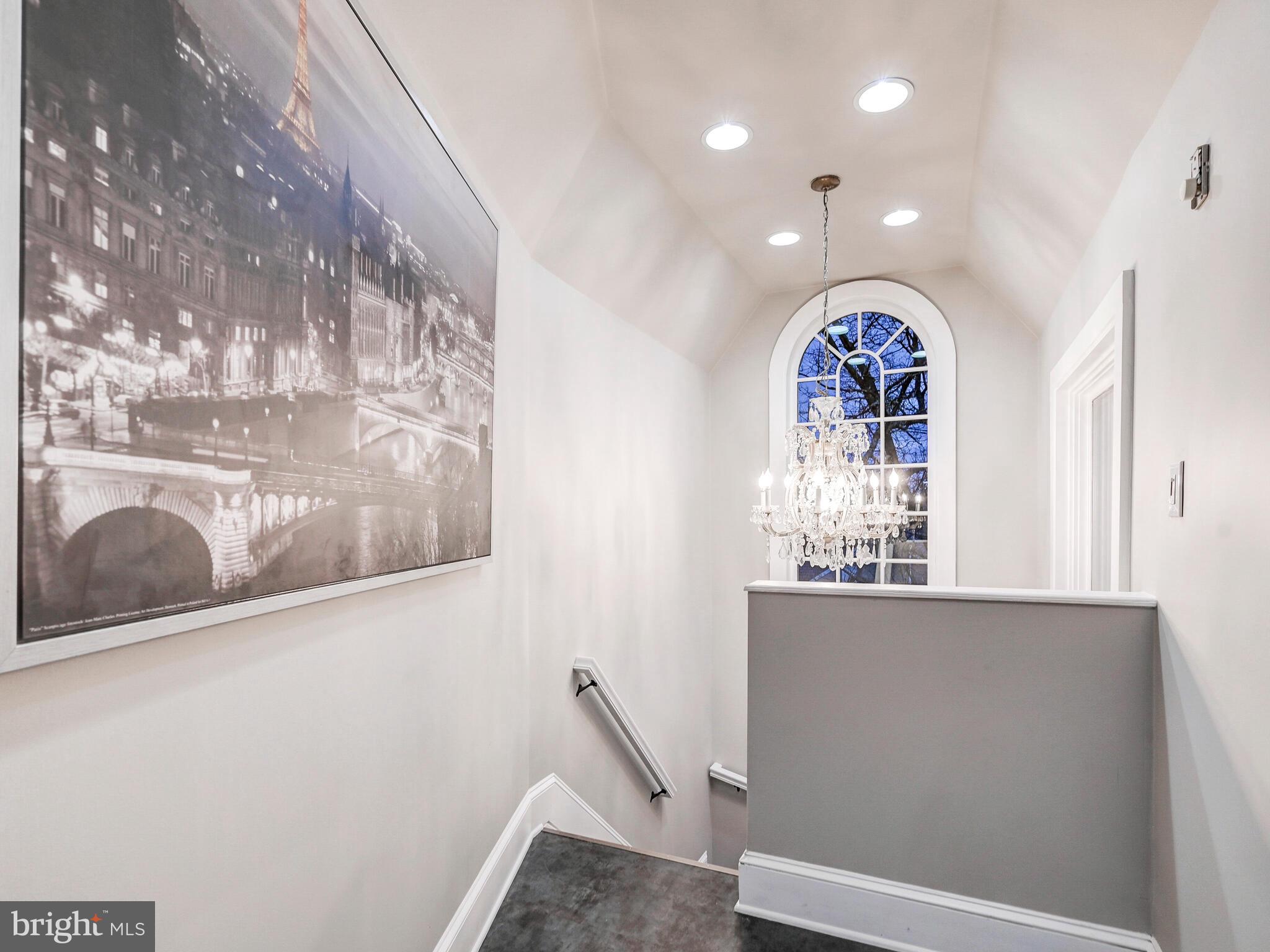 5701 Roland Avenue Baltimore, MD 21210 - Photo 47 of 107