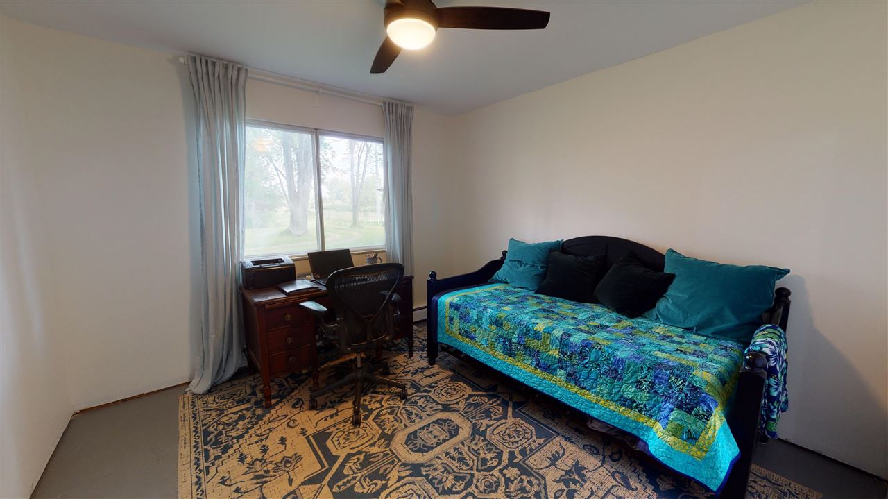 5103 Spears Road Pinckney, MI 48169 - Photo 20 of 53 3rd bedroom