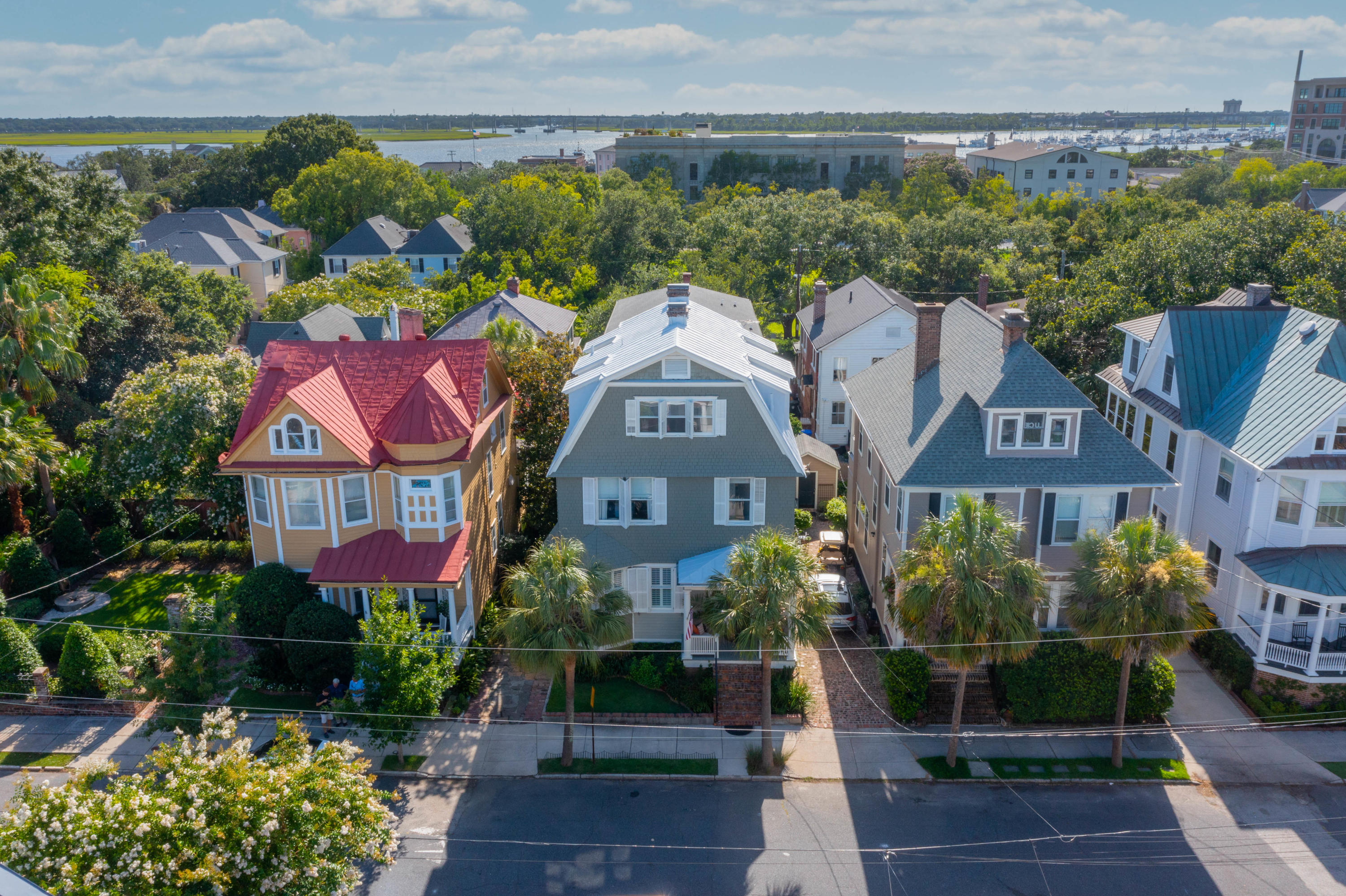 5 Colonial Street Charleston, SC 29401 - Photo 2 of 47 5Colonial_NickCannPhoto