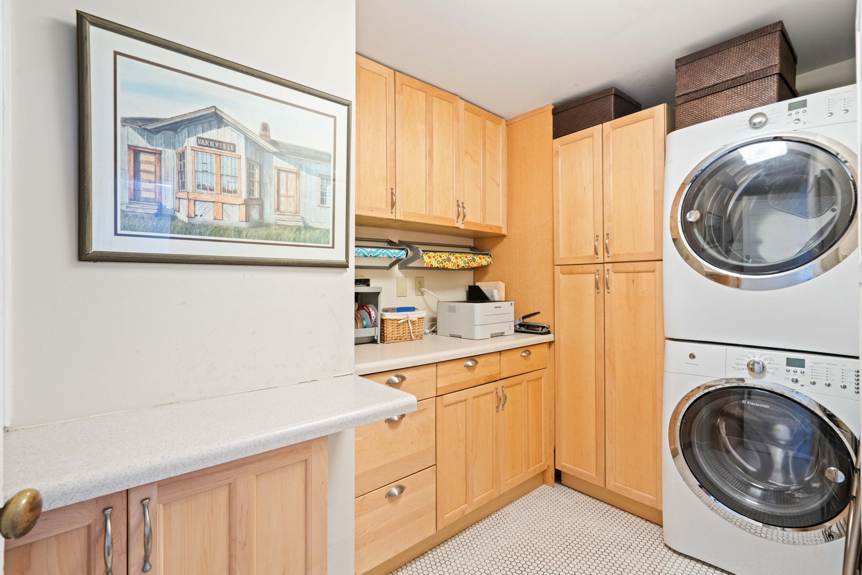 5 Colonial Street Charleston, SC 29401 - Photo 29 of 47 5Colonial_NickCannPhoto-21_