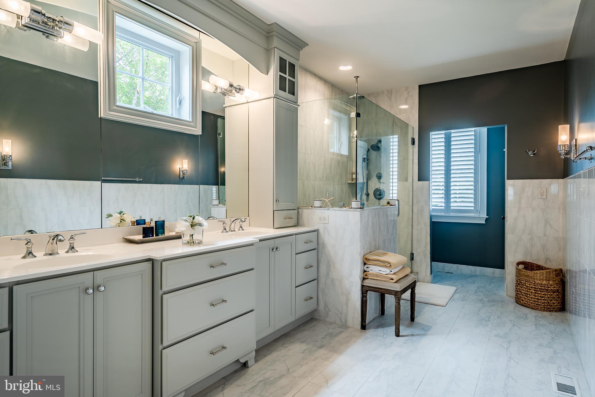 111 Dauphin Drive Springfield, PA 19064 - Photo 19 of 49 Primary bathroom