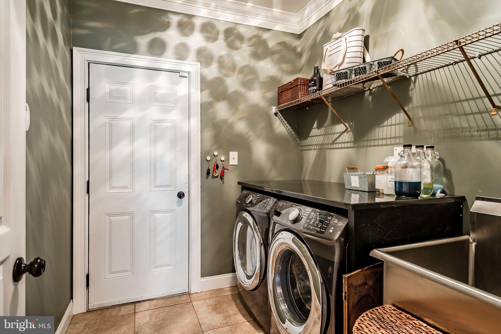 111 Dauphin Drive Springfield, PA 19064 - Photo 22 of 49 Mud room/Laundry room
