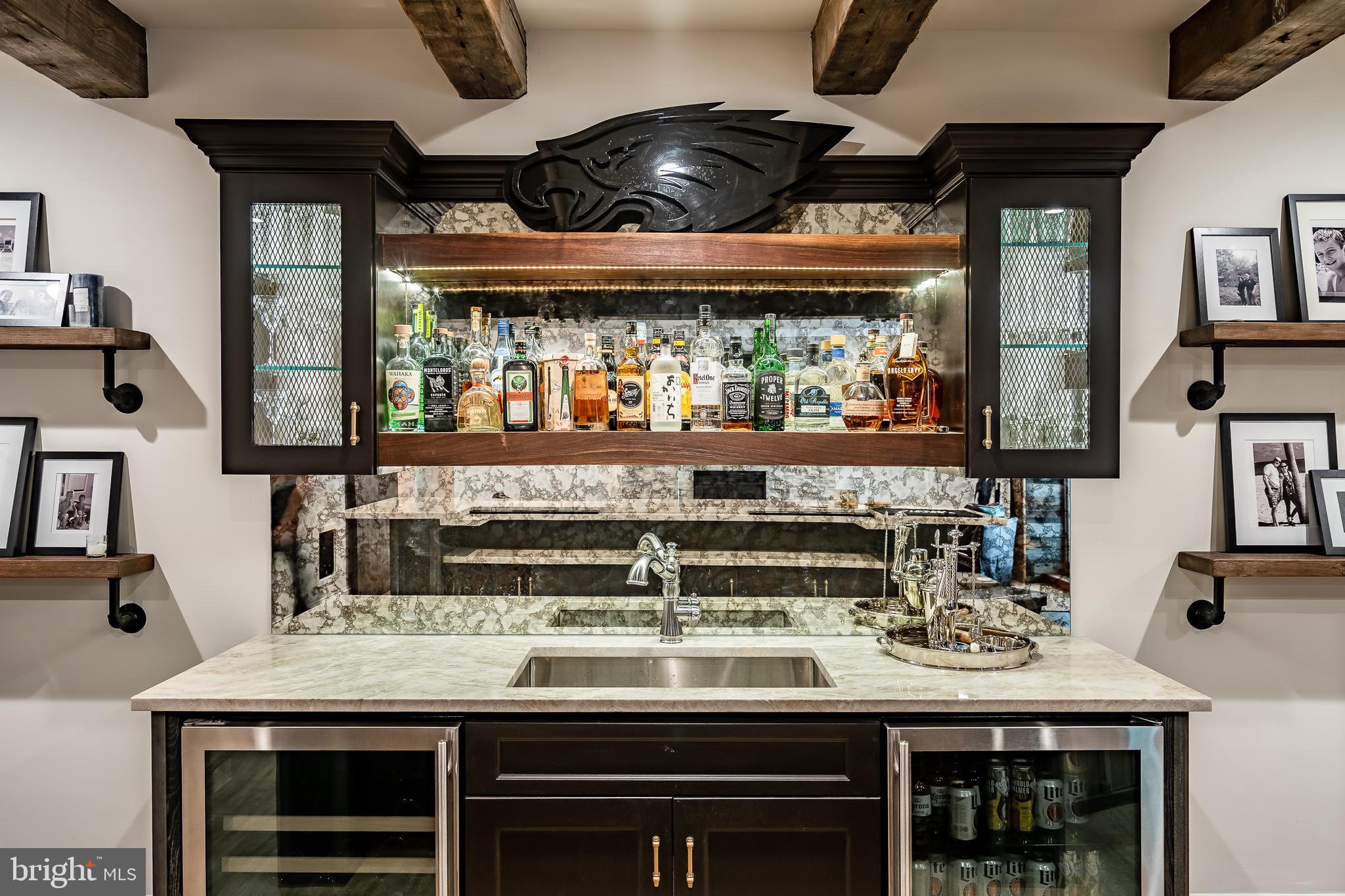 111 Dauphin Drive Springfield, PA 19064 - Photo 37 of 49 Bar