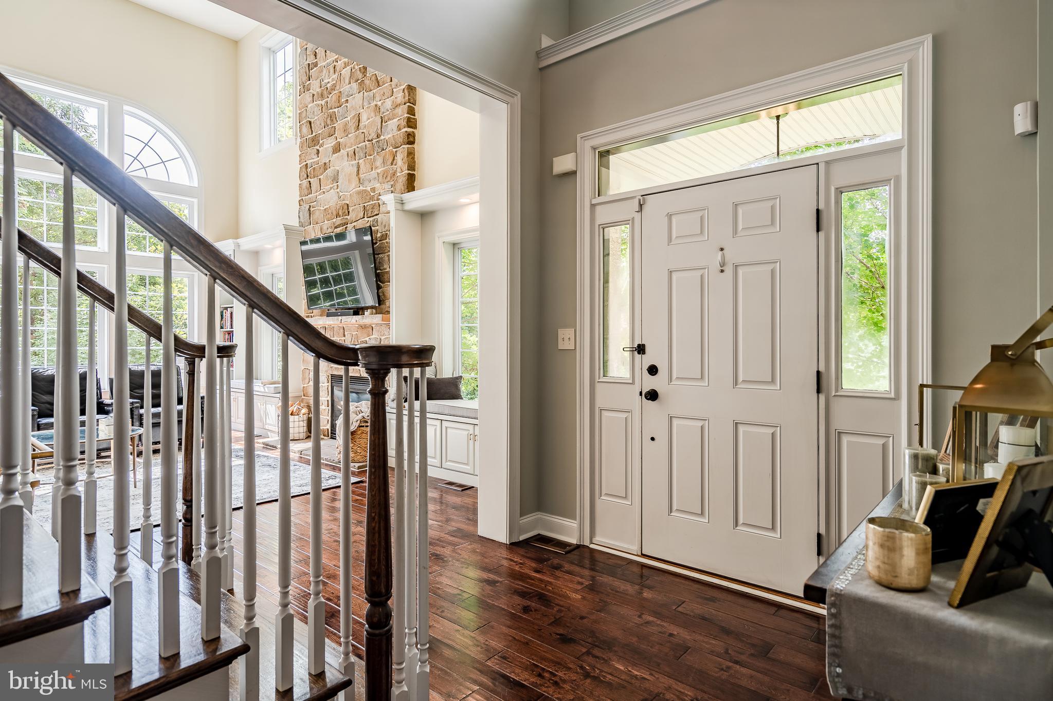 111 Dauphin Drive Springfield, PA 19064 - Photo 5 of 49 Foyer