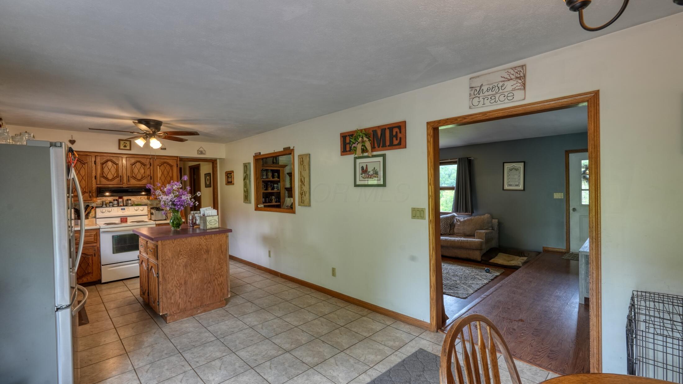 2631 Coopermill Road Zanesville, OH 43701 - Photo 12 of 36 coopermill_11