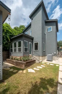 $749,000 | 2605 South 2nd Street, Unit 2, Austin, TX 78704