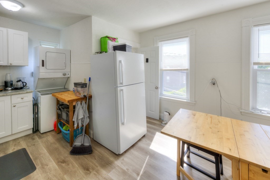 71 Esther Street Worcester, MA 01607 - Photo 21 of 40