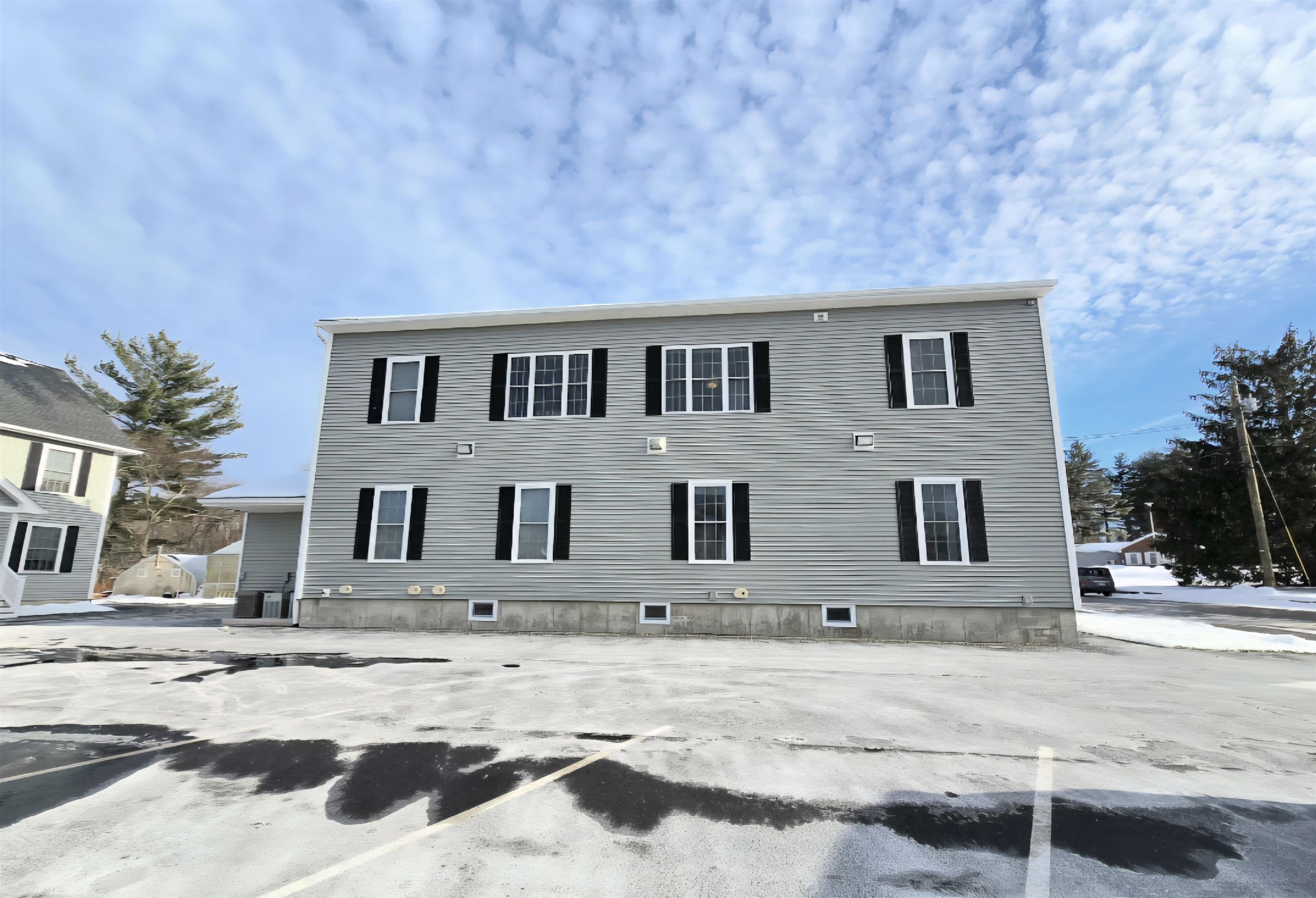 2 Railroad Avenue, Unit 202 Merrimack, NH 03054 - Photo 13 of 15