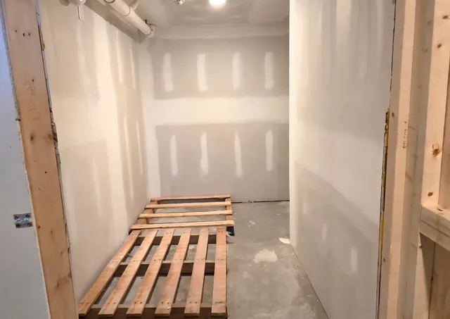 $1,900 | 2 Railroad Avenue, Unit 202, Merrimack, NH 03054