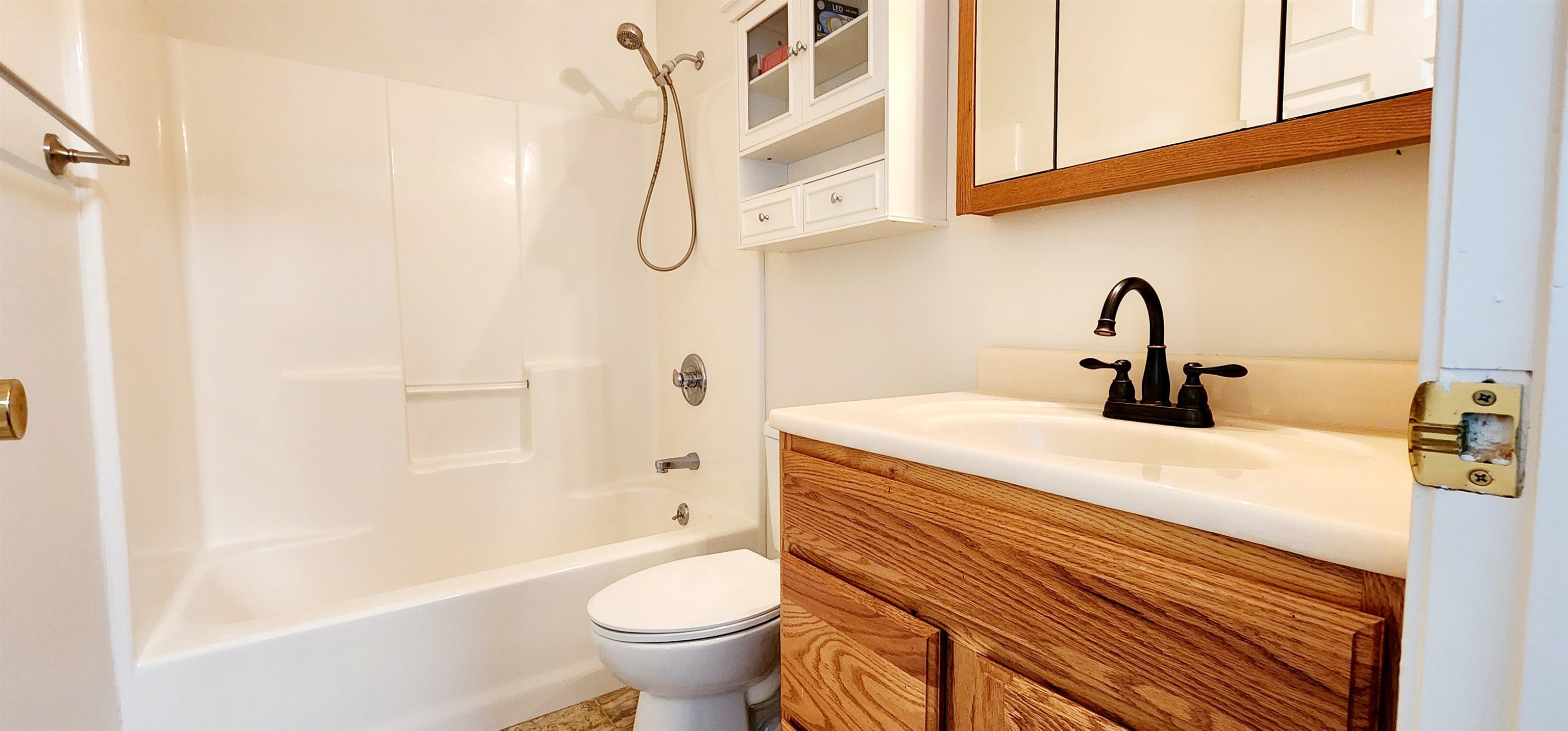 2 Railroad Avenue, Unit 202 Merrimack, NH 03054 - Photo 7 of 15