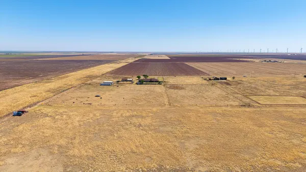 $549,000 | 403 County Road 309, Panhandle, TX 79068