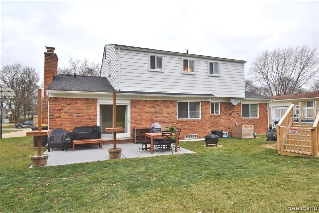 36651 Saxony Road Farmington, MI 48335 - Photo 37 of 37 back of home 1.JPG
