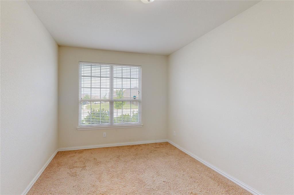 8100 Horseman Road Fort Worth, TX 76131 - Photo 32 of 35