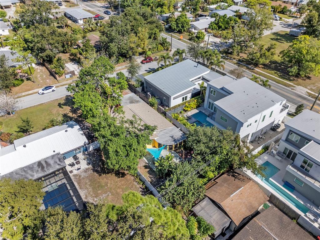 2380 Bay Street Sarasota, FL 34237 - Photo 42 of 48 an aerial view of a house with a yard