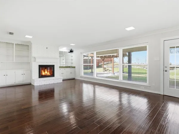 $650,000 | 4300 Winding Way, Benbrook, TX 76126