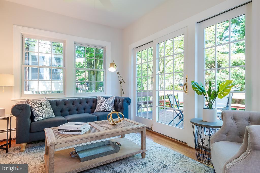 3607 Van Ness Street Northwest Washington, DC 20008 - Photo 15 of 47