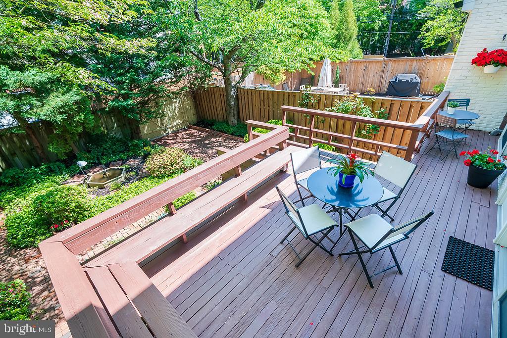 3607 Van Ness Street Northwest Washington, DC 20008 - Photo 41 of 47