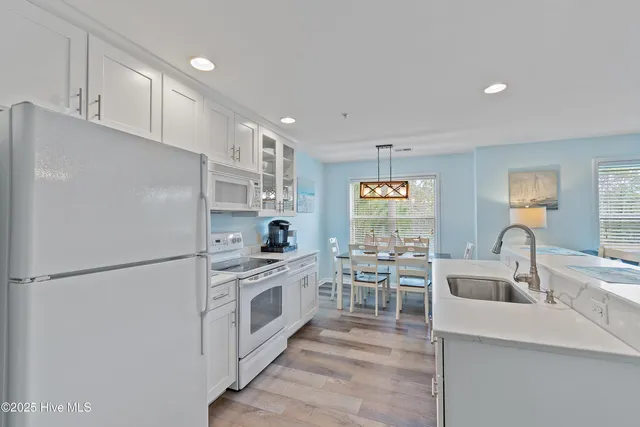 $339,000 | 3350 Club Villas Drive, Unit 2105, Southport, NC 28461