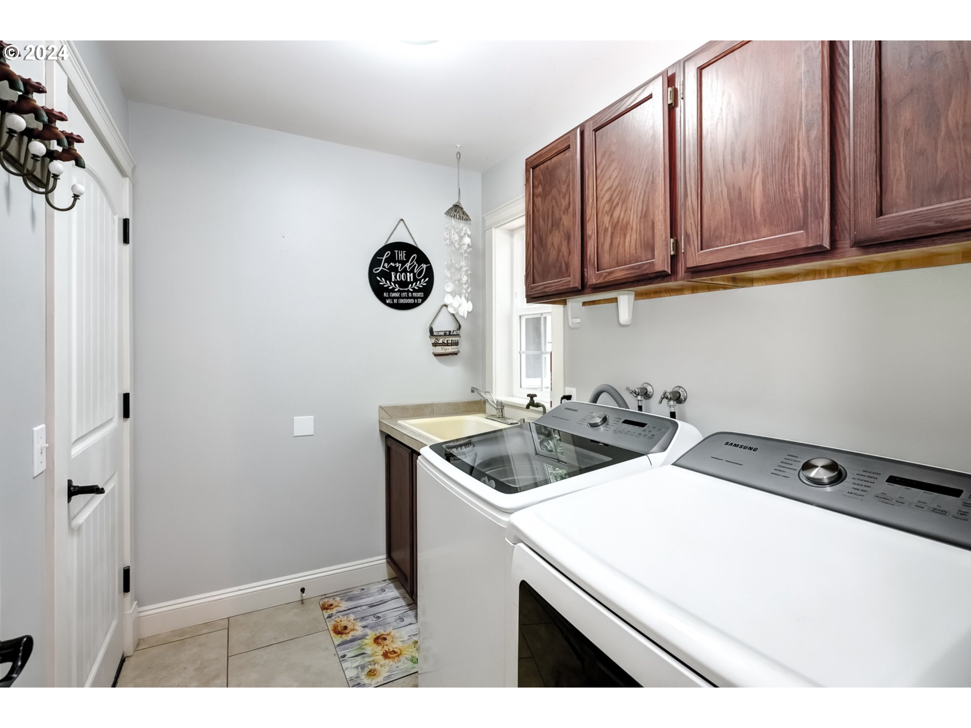 11855 Southwest Campbell Road Hillsboro, OR 97123 - Photo 19 of 45 Gallery Image 19