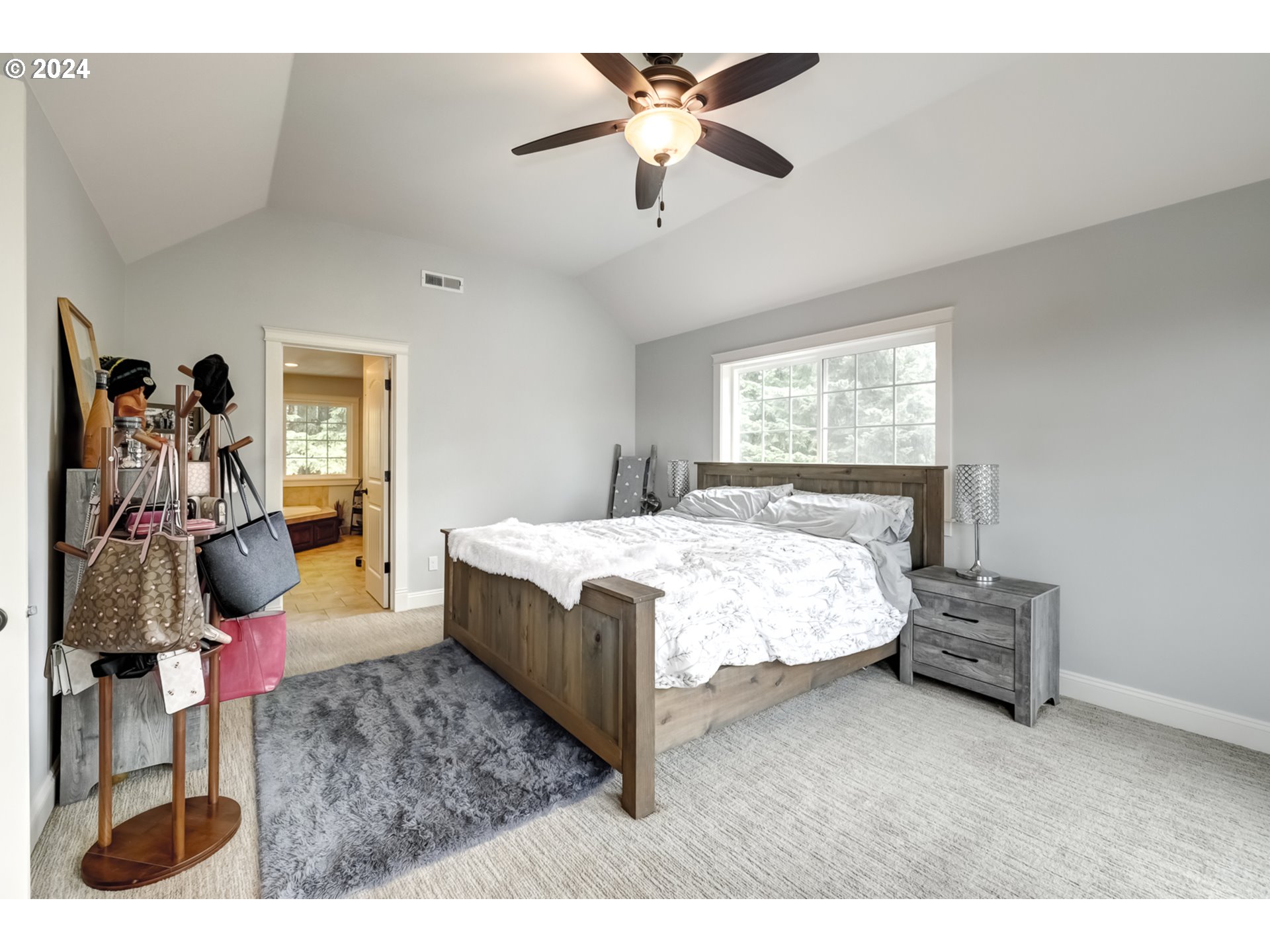 11855 Southwest Campbell Road Hillsboro, OR 97123 - Photo 21 of 45 Gallery Image 21