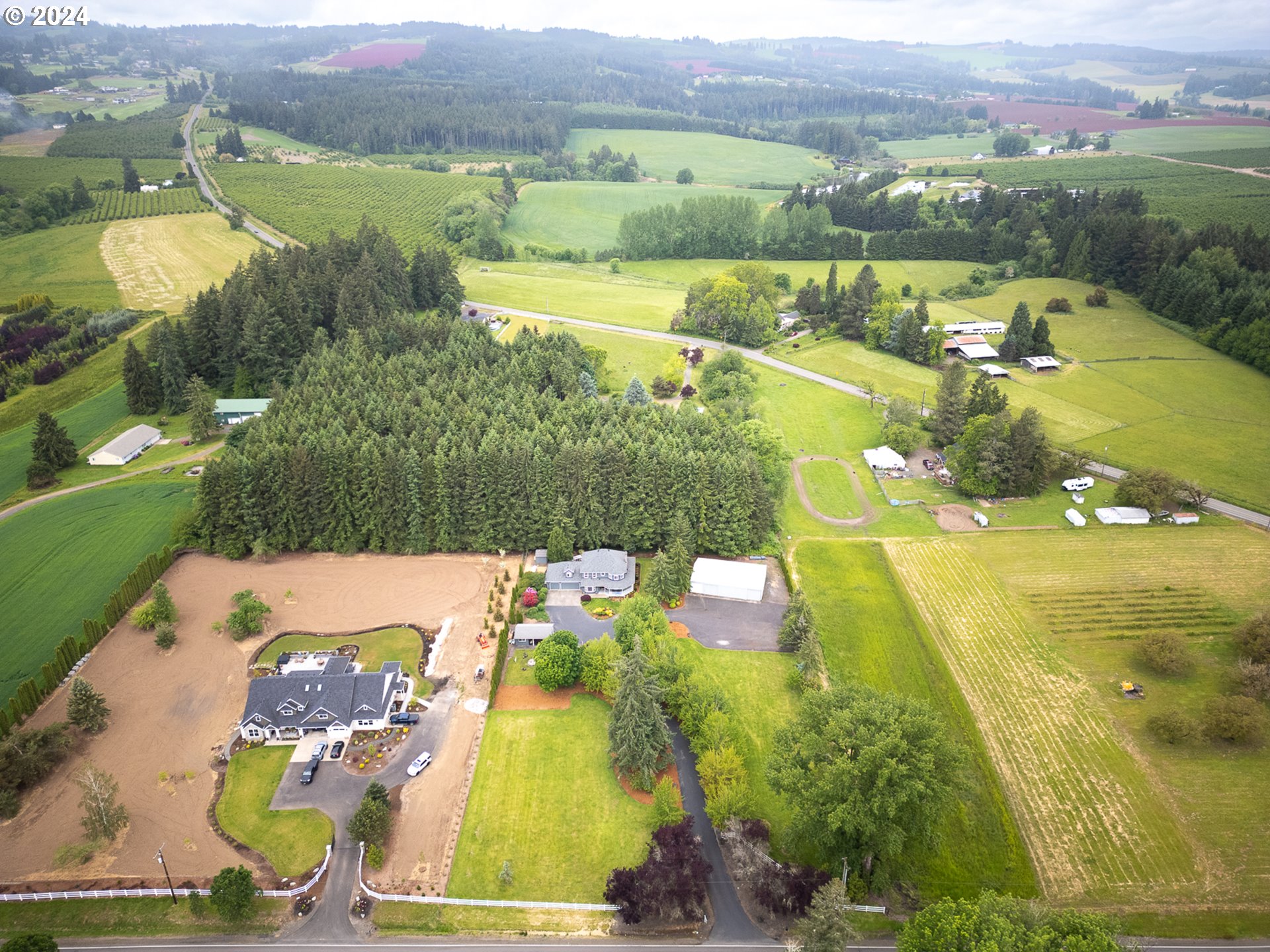 11855 Southwest Campbell Road Hillsboro, OR 97123 - Photo 39 of 45 Gallery Image 39