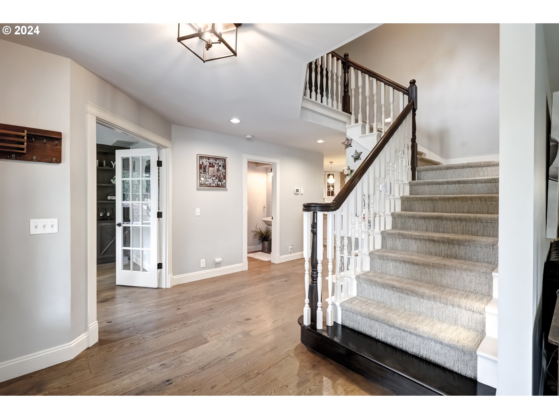 11855 Southwest Campbell Road Hillsboro, OR 97123 - Photo 5 of 45 Gallery Image 5