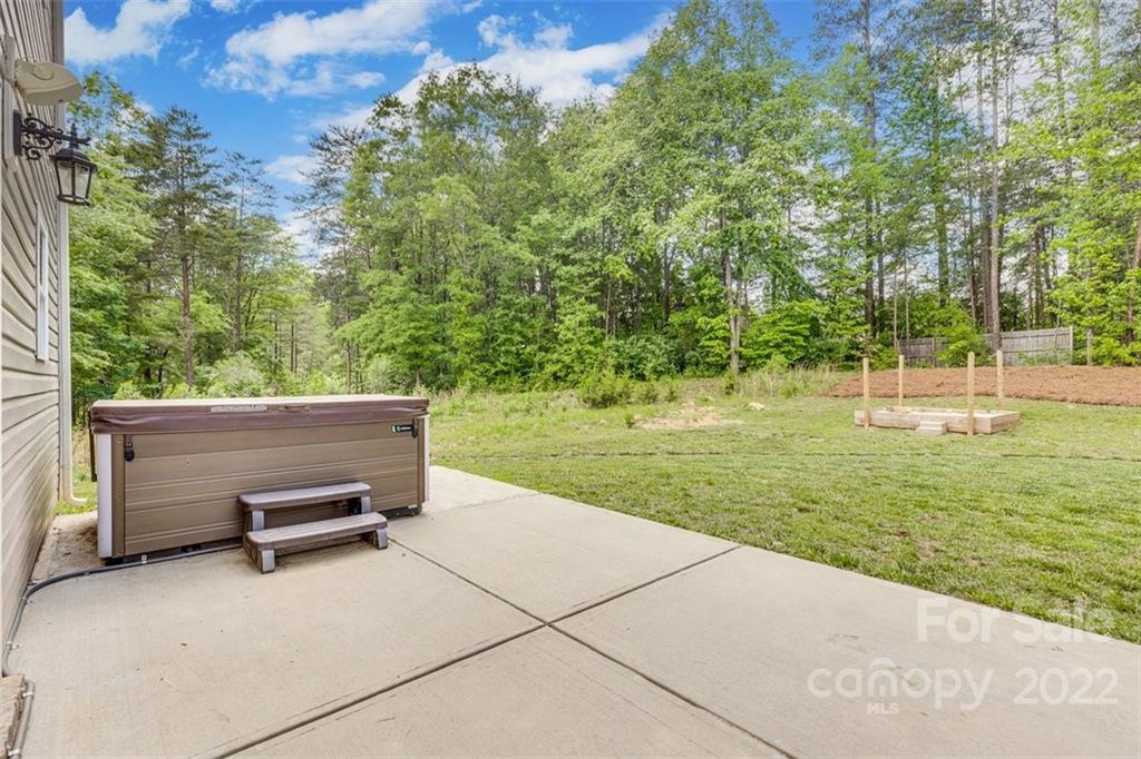 6403 Bluegill Road Charlotte, NC 28216 - Photo 37 of 48 a view of outdoor space