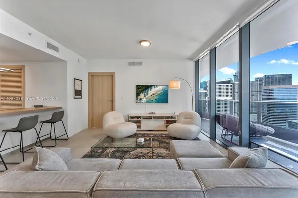 $7,800 | 1000 Brickell Plaza, Unit 3609, Miami, FL 33131