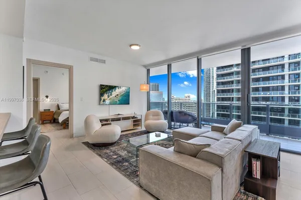 $7,800 | 1000 Brickell Plaza, Unit 3609, Miami, FL 33131