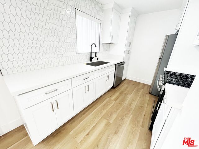 $3,250 | 4180 Marlton Avenue, Unit 13, Los Angeles, CA 90008