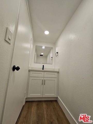 $3,250 | 4180 Marlton Avenue, Unit 13, Los Angeles, CA 90008