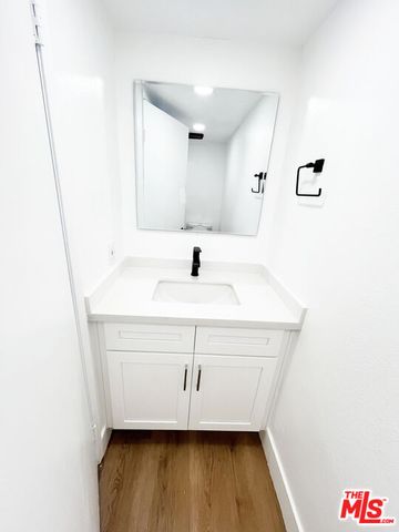 $3,250 | 4180 Marlton Avenue, Unit 13, Los Angeles, CA 90008