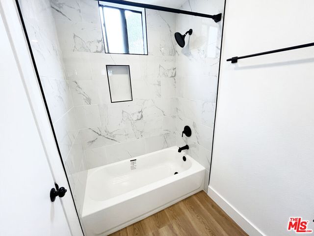 $3,250 | 4180 Marlton Avenue, Unit 13, Los Angeles, CA 90008