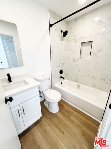 $3,250 | 4180 Marlton Avenue, Unit 13, Los Angeles, CA 90008