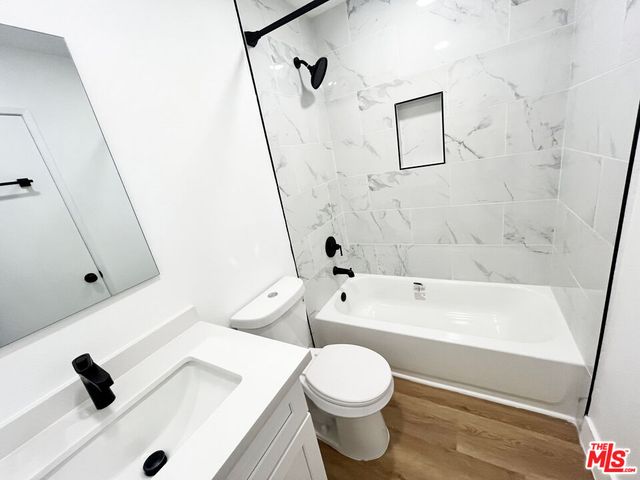 $3,250 | 4180 Marlton Avenue, Unit 13, Los Angeles, CA 90008