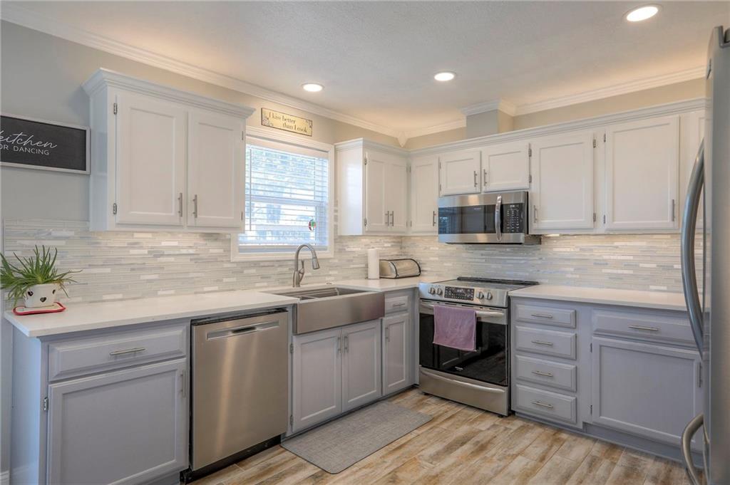 1521 Lexington Road Pleasant Hill, MO 64080 - Photo 11 of 29