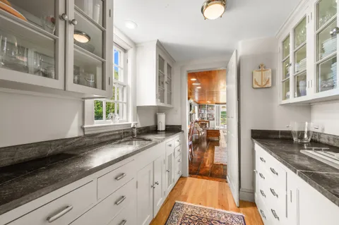 $5,900,000 | 12 Mill Road, Harwich Port, MA 02646