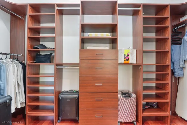 $3,700 | 1057 15th Street, Unit 24, Miami Beach, FL 33139