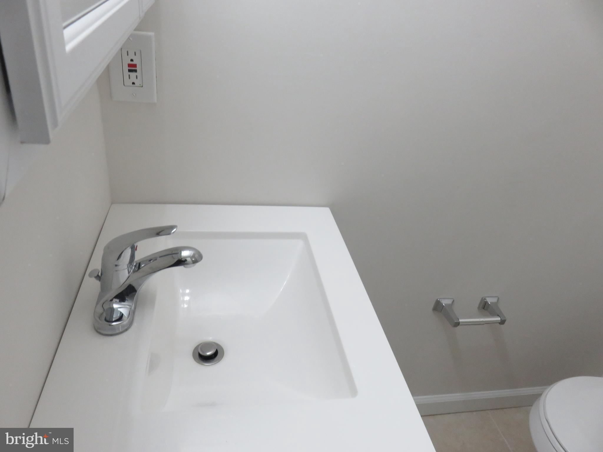 6717 Brompton Road Baltimore, MD 21207 - Photo 24 of 26 Bath