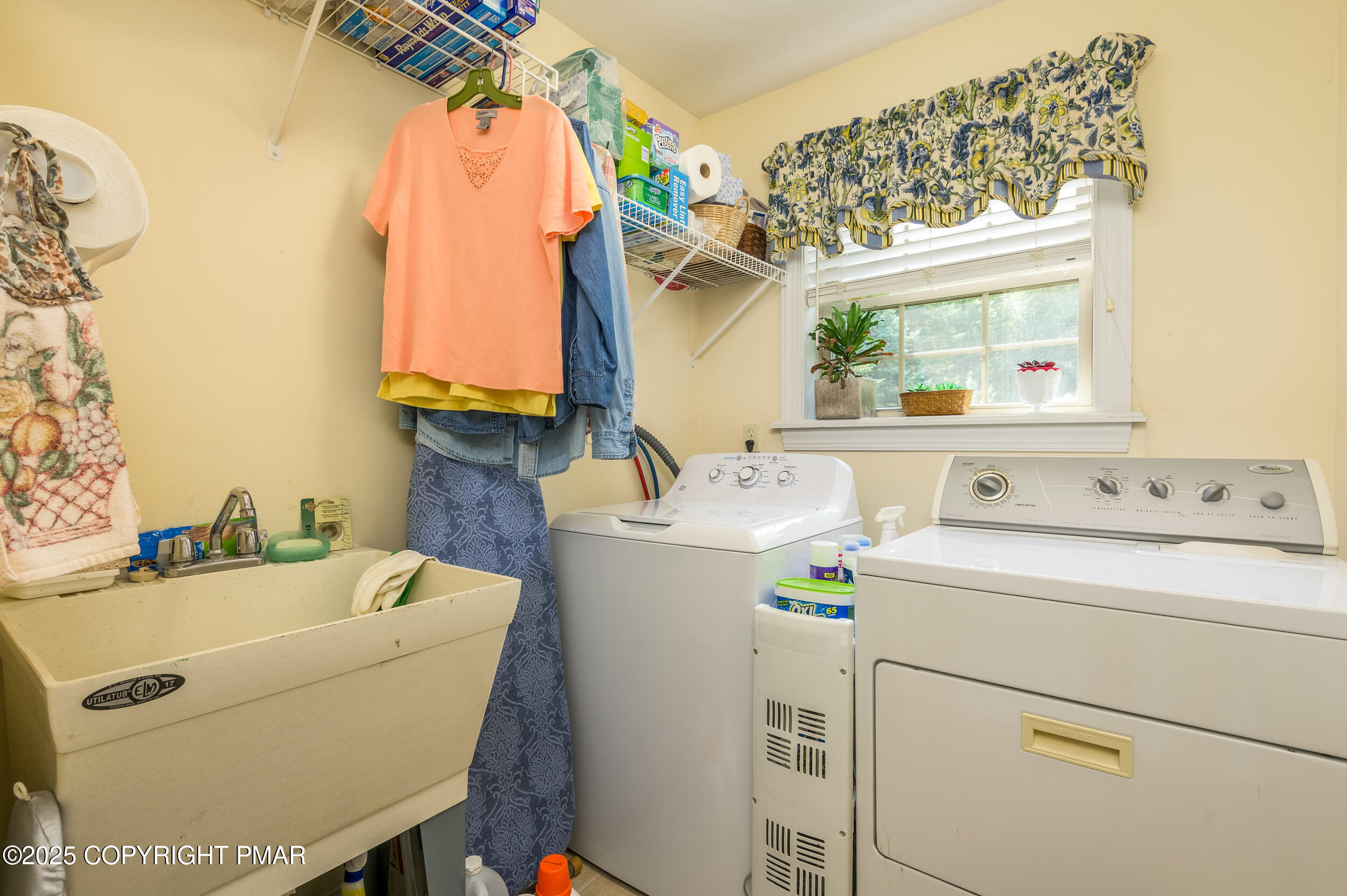 969 Hideaway Hill Road Kunkletown, PA 18058 - Photo 15 of 56 a utility room with dryer and washer
