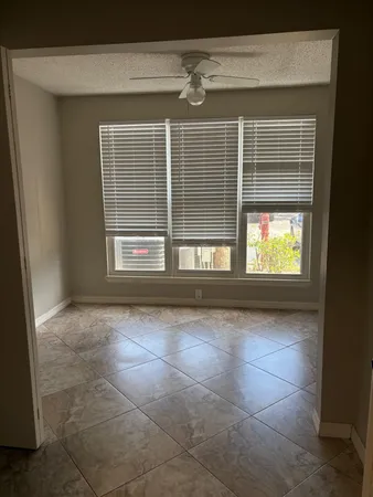 $1,950 | 2303 North Congress Avenue, Unit 15, Boynton Beach, FL 33426