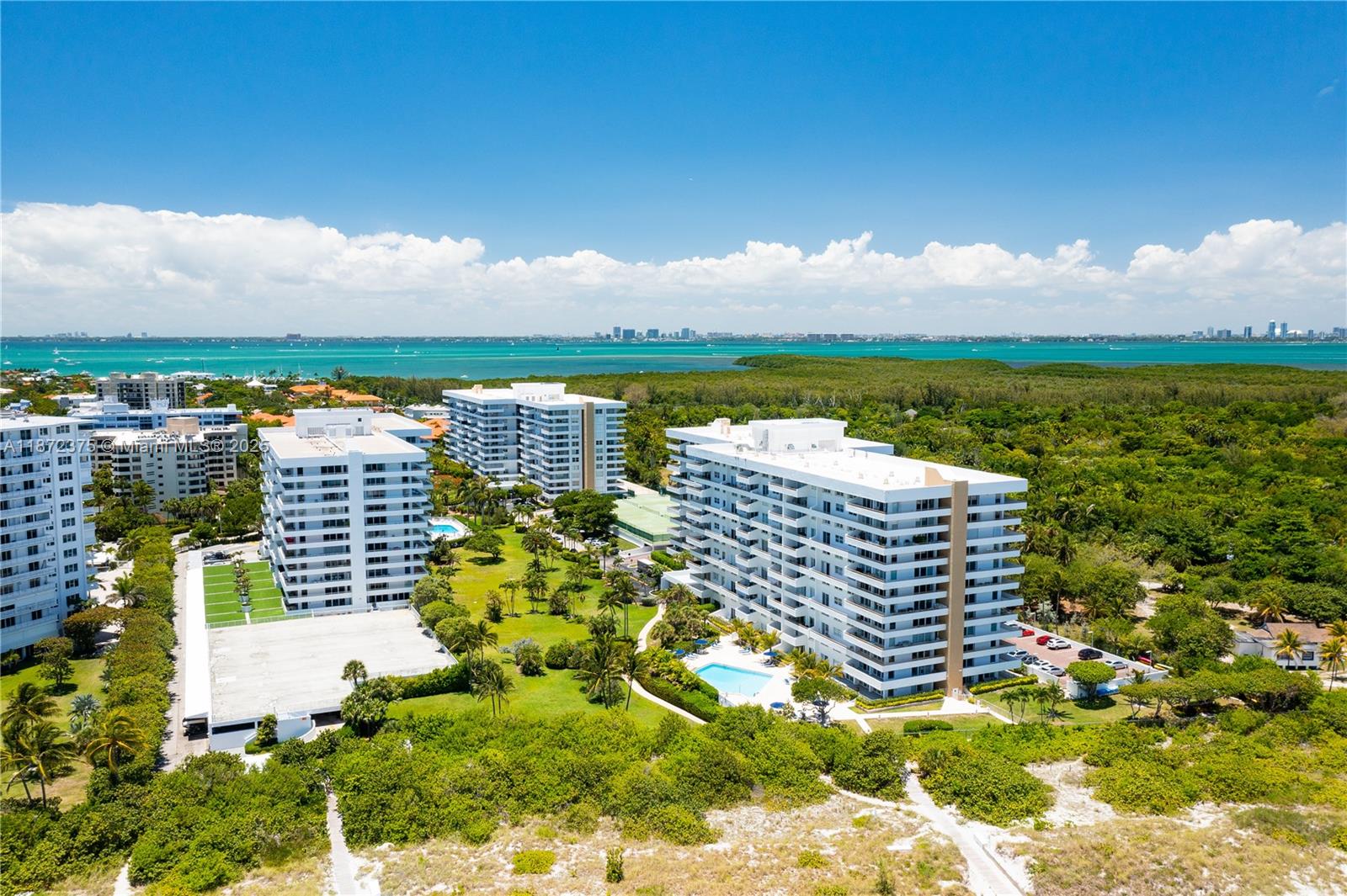 199 Ocean Ln Drive, Unit 1005 Key Biscayne, FL 33149 - Photo 31 of 35 a view of a city