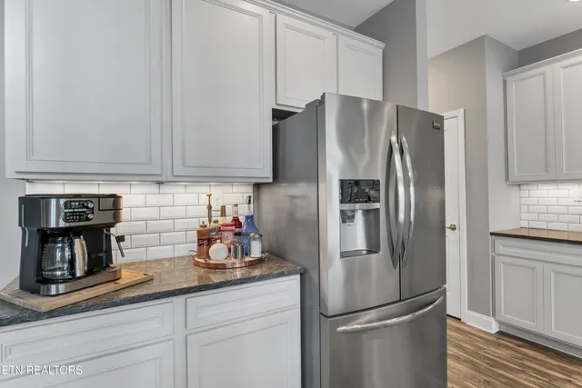 $749,500 | 807 Brookwood Lane, Maryville, TN 37801