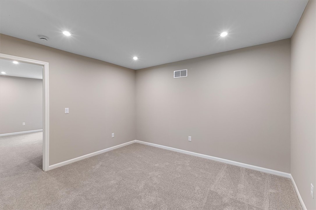 86 Ed Knoll Bend Springboro, OH 45066 - Photo 19 of 33