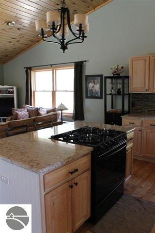 9805 East Fort Road Suttons Bay, MI 49682 - Photo 14 of 23 1734975-13.JPG