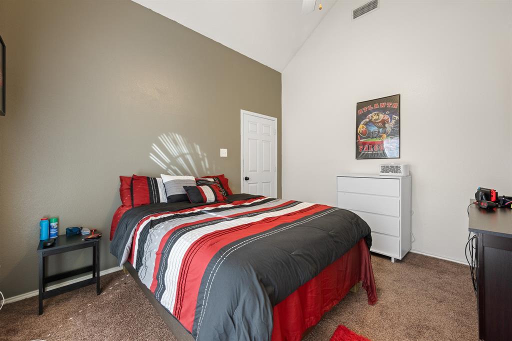 905 Evandale Road Burleson, TX 76028 - Photo 23 of 40