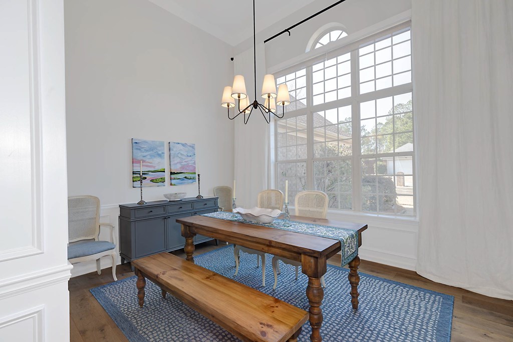 6712 Bridge Way Columbus, GA 31904 - Photo 5 of 36 a workspace with furniture and window